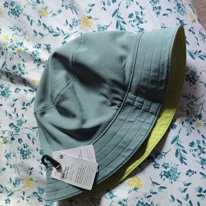 Double sided Lululemon bucket hat